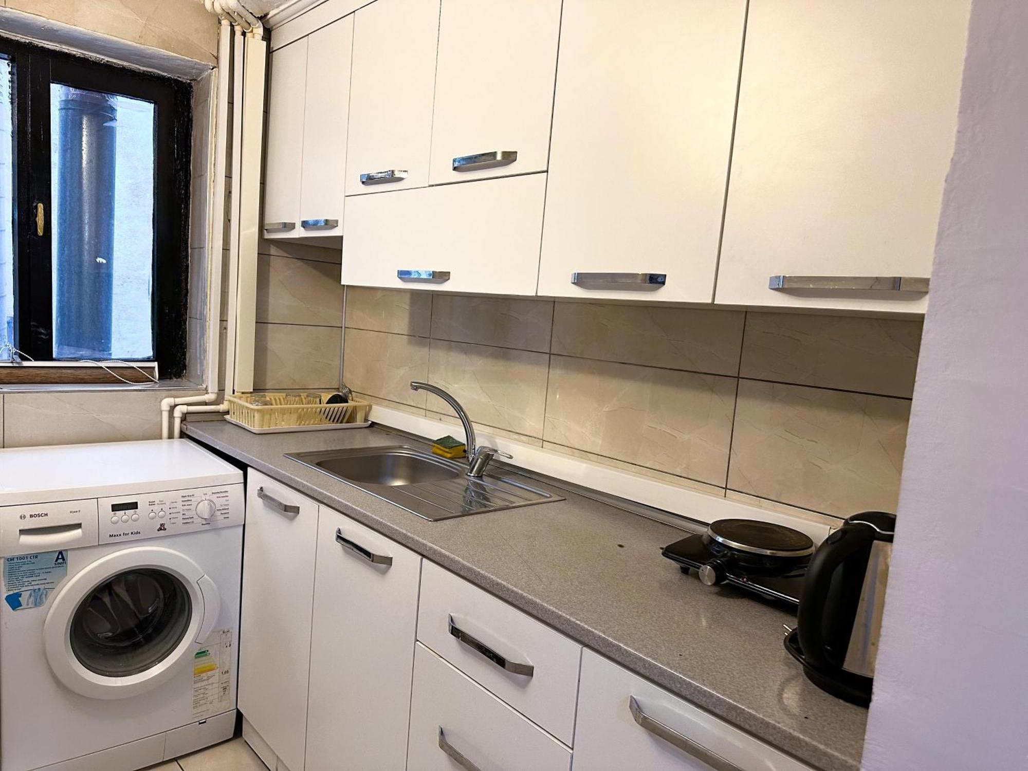 Tanya Apartment Istanbul Exteriör bild
